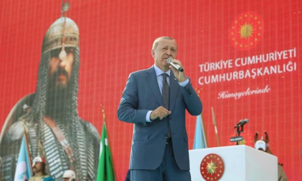Ο τουρκικός λαός πεινάει και ο Ερνογάν σπαταλά 46 εκατ. λίρες σε πάρκο για την Μάχη του Μαντζικέρτ κατά των Ελλήνων Βυζαντινών